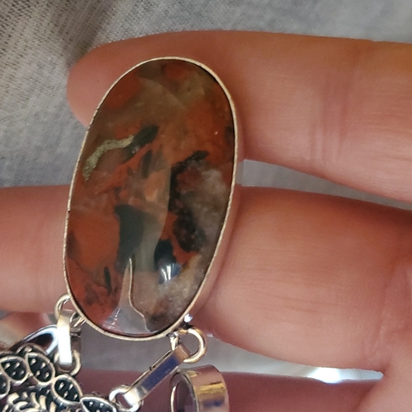 New Red Brecciated Jasper & Red Onyx Jewelry Set. - Picture 6 of 9